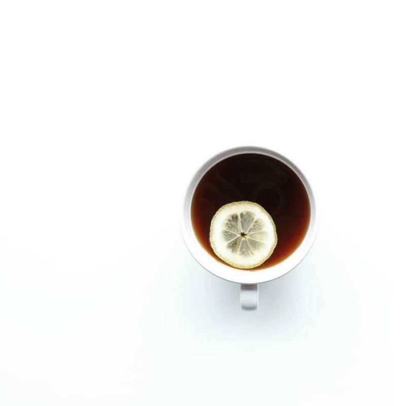 Открытка чай с лимоном на белом фоне  простая открытка  Жазыл 