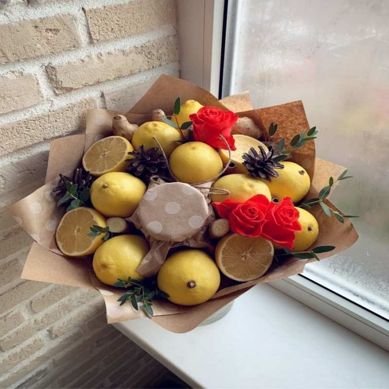 Открытка лимоны и розы  букет в бумаге  Жазыл 