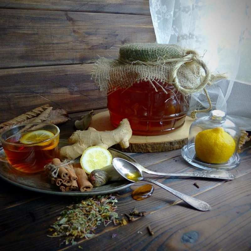 Открытка мед и лимон от простуды  банка с медом  Жазыл 