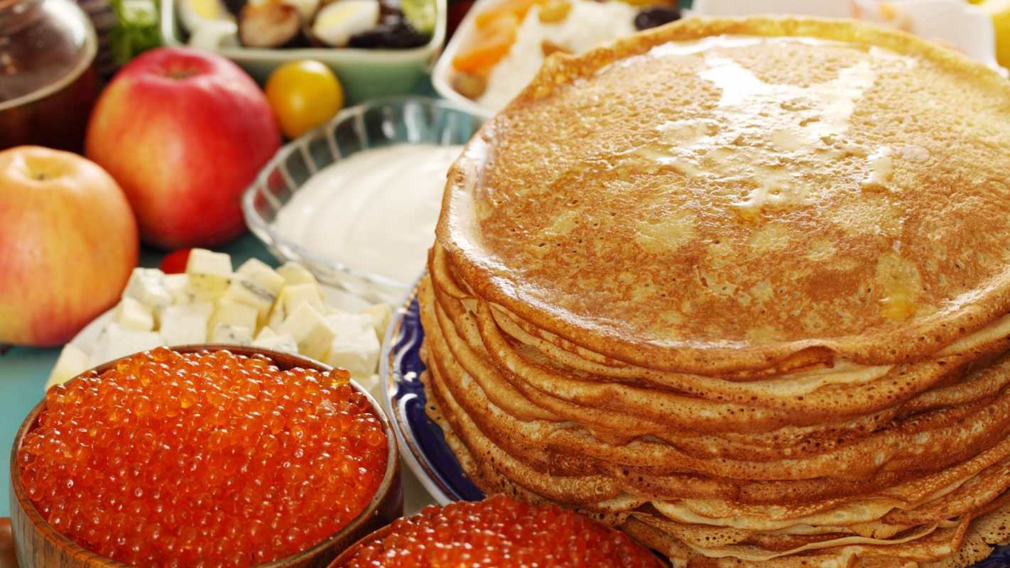 Открытка блины с разными начинками  блины  Карнавалмен 