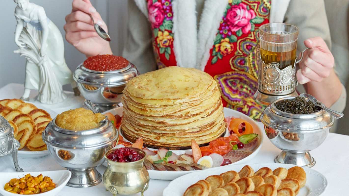 Открытка чаепитие с блинами   блины   Карнавалмен 