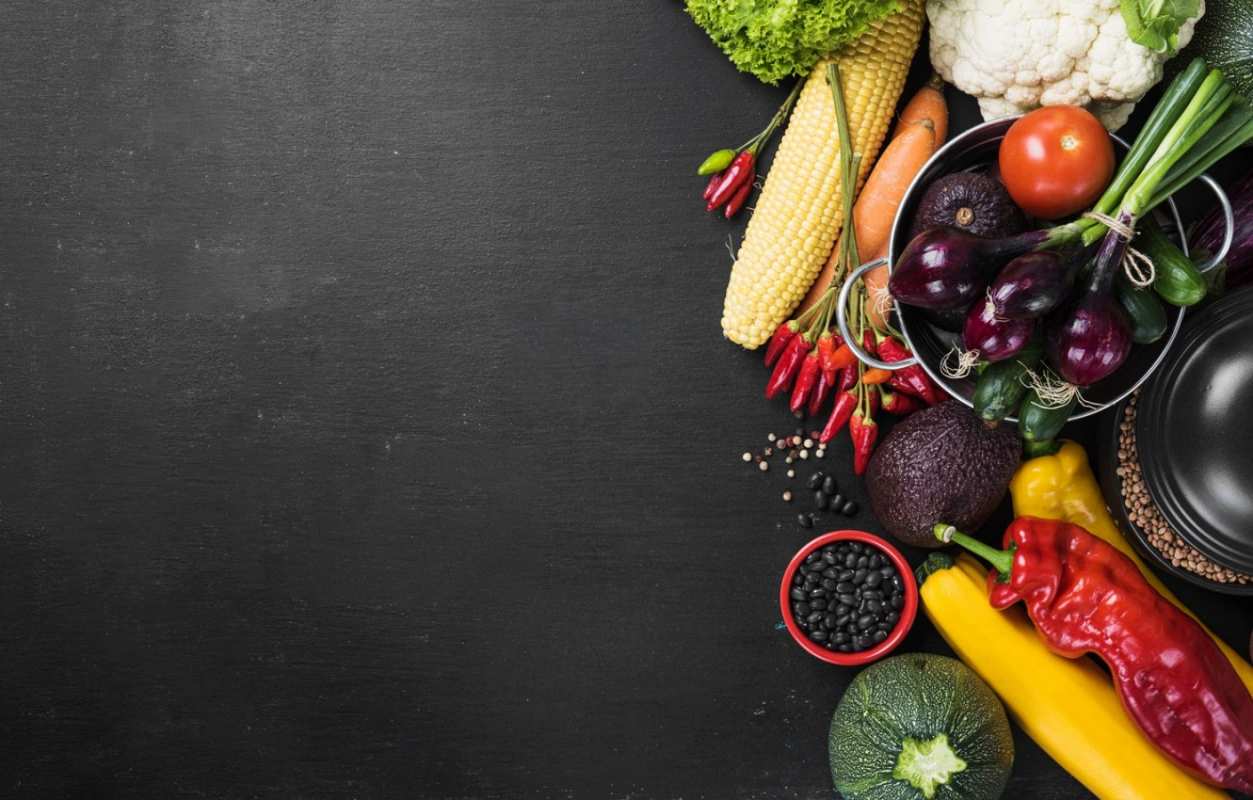 Открытка овощи  день вегана  Вегетариандық күн құтты болсын 