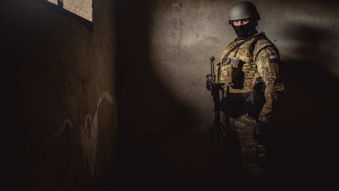 Открытка зеленый человечик  полиция  Полиция күні құтты болсын 