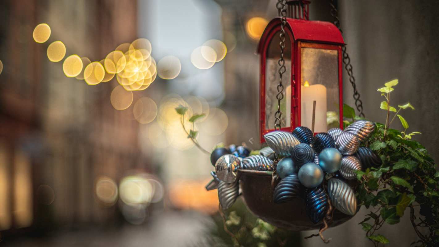 Открытка фонарик со свечой  новый год  Жаңа жылыңызбен 