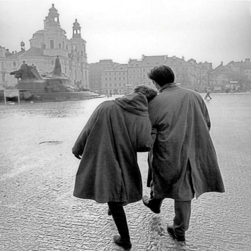 Открытка старинное фото  красивый старый город  сені құшақтағым келеді 