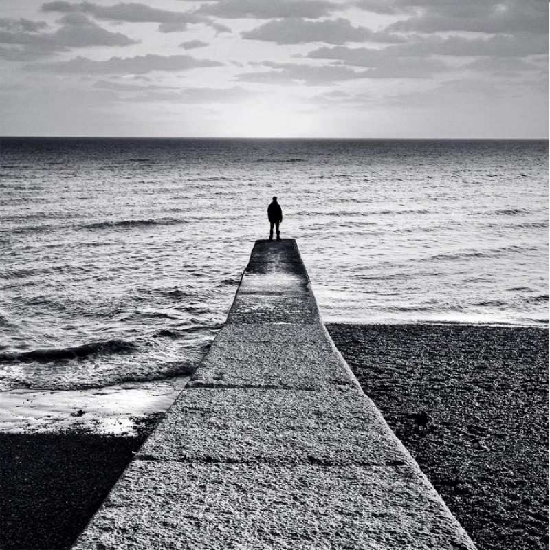 Открытка бетонный пирс  море  Мұңайма 