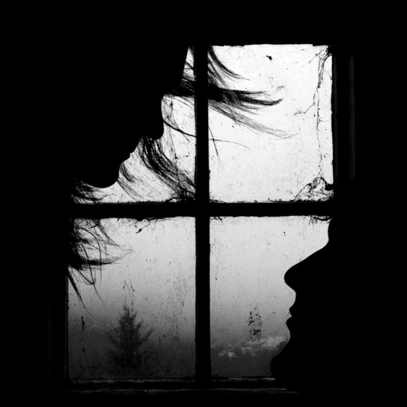 Открытка окно  силуэт  Мен сені сағындым 